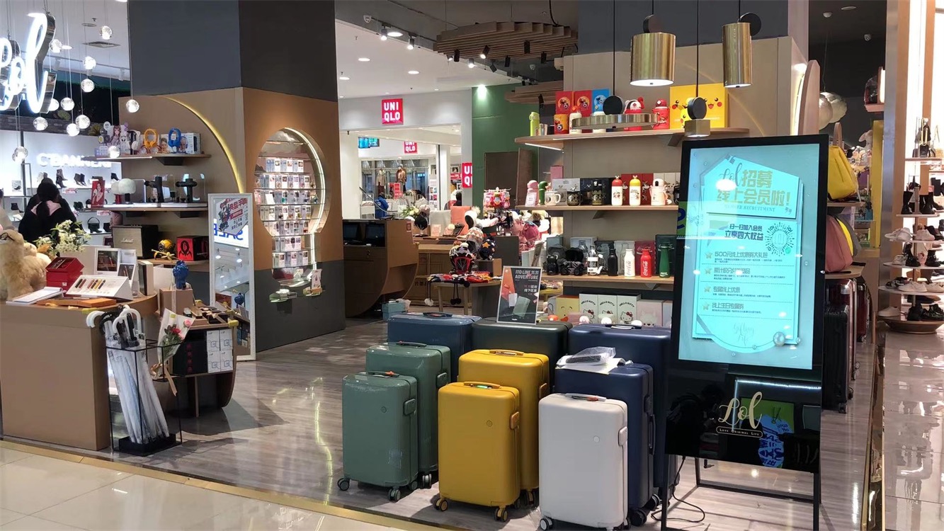 Почему портативные цифровые рекламные щиты на открытом воздухе революционизируют современную рекламу: полное руководство по преимуществам и приложениям